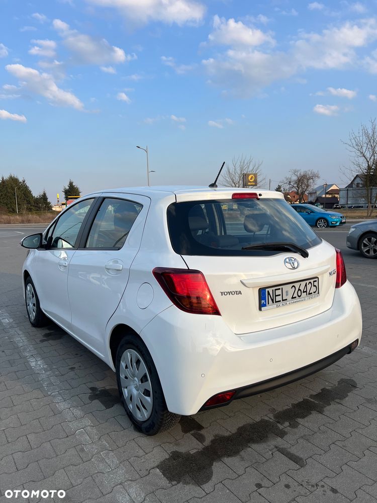 Toyota Yaris 1.33 Active EU6 - 4