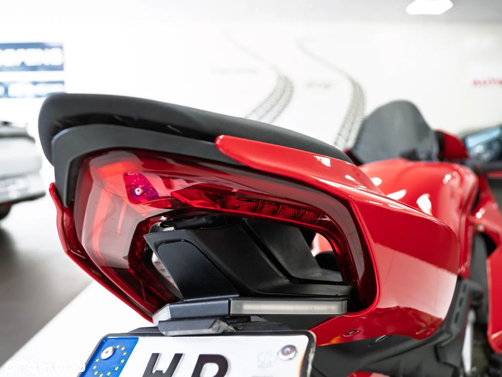 Ducati Panigale V4S - 18