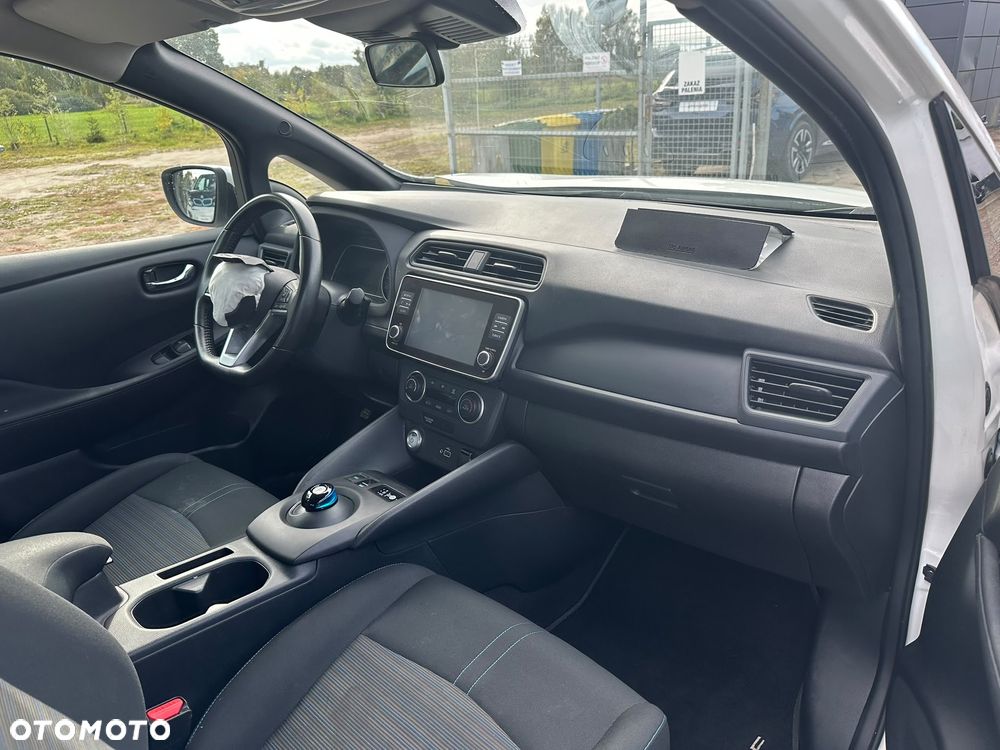 Nissan Leaf - 5