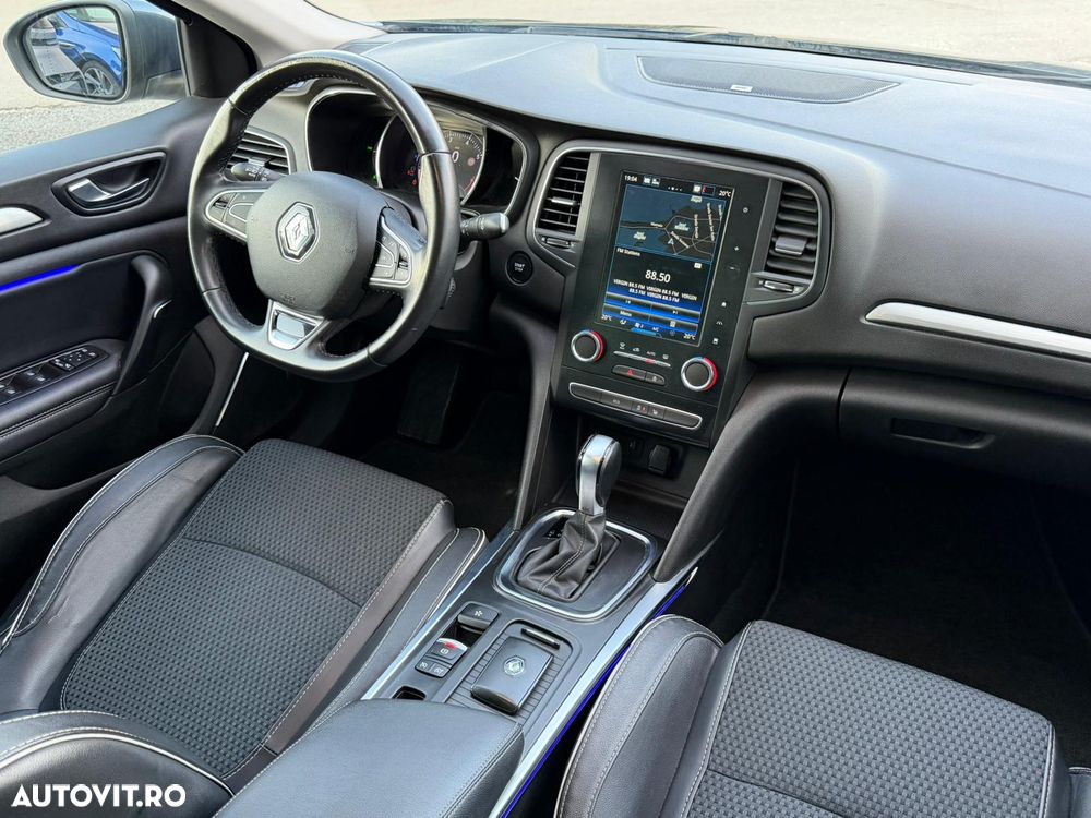 Renault Megane ENERGY TCe 140 EDC BOSE EDITION - 6