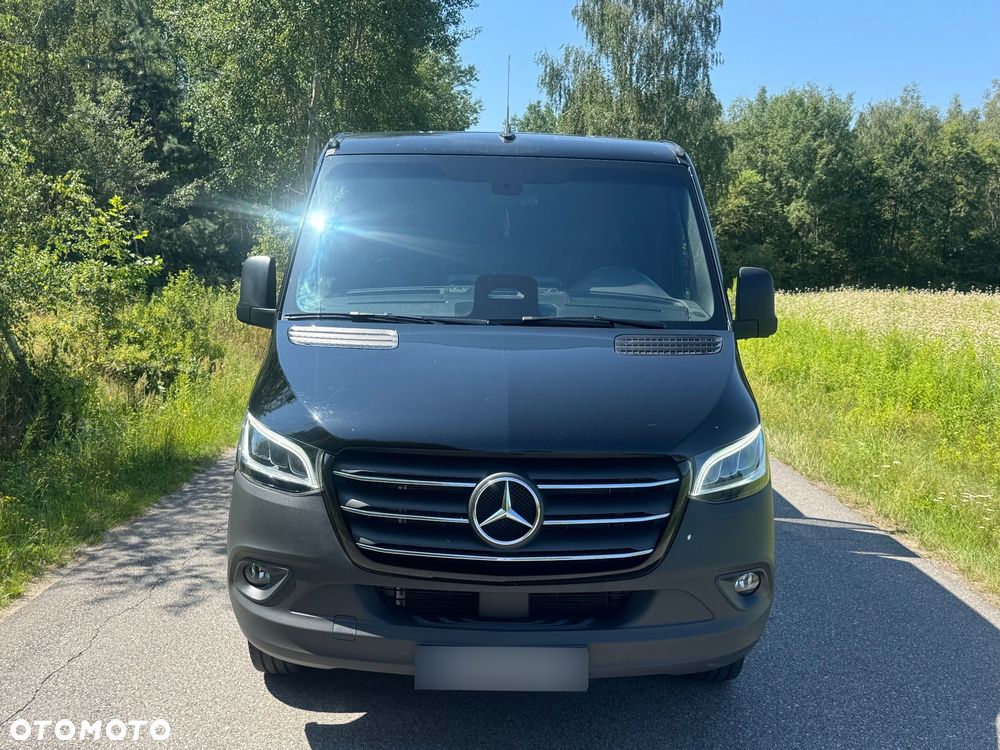 Mercedes-Benz Sprinter - 2