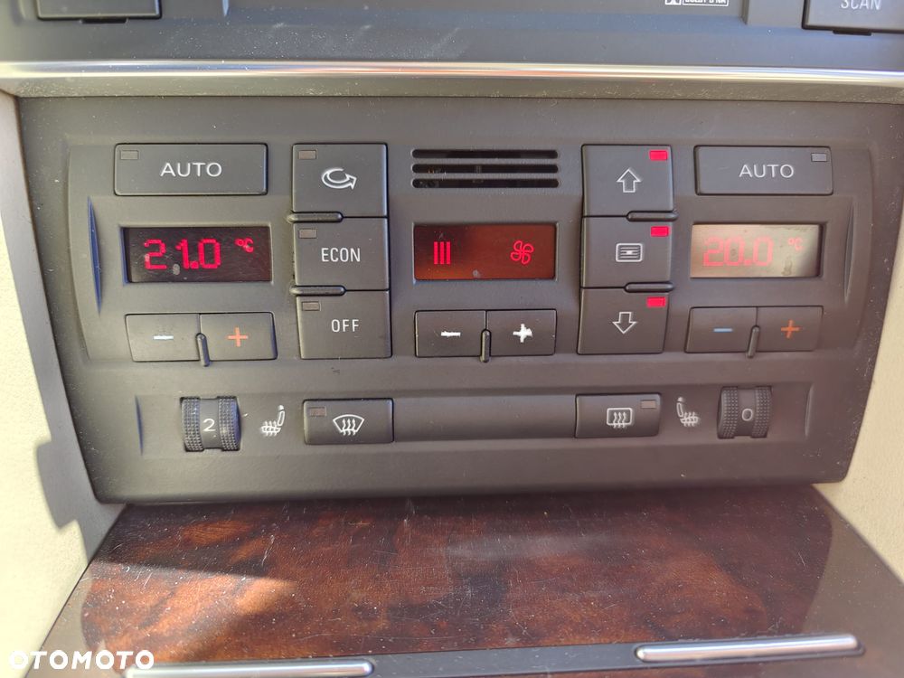 Audi A4 Limousine 2.0 T FSI multitronic - 25