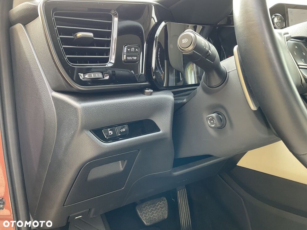 Lexus NX - 24