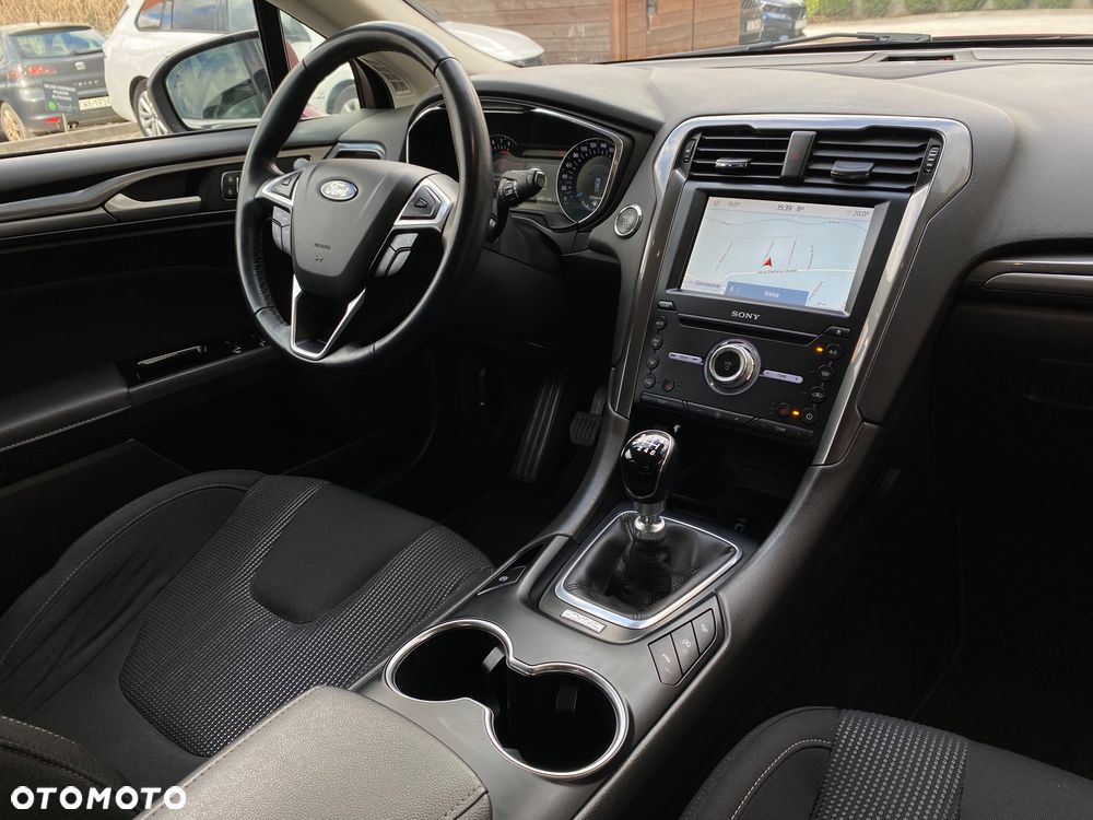 Ford Mondeo 1.5 EcoBoost Titanium - 34