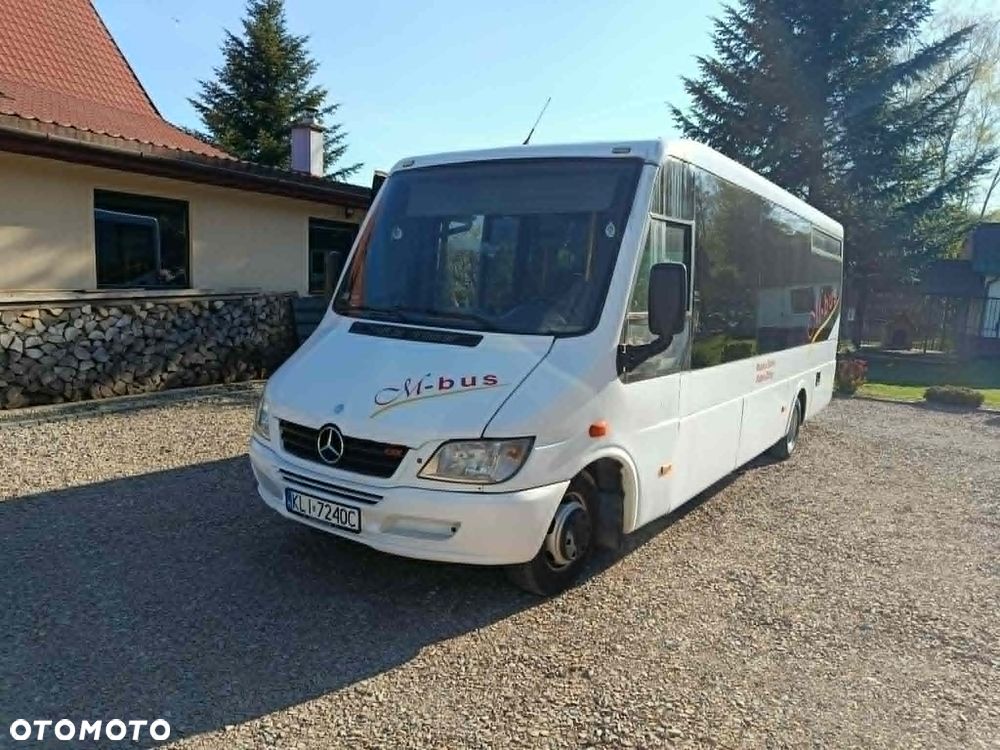 Mercedes-Benz - 6
