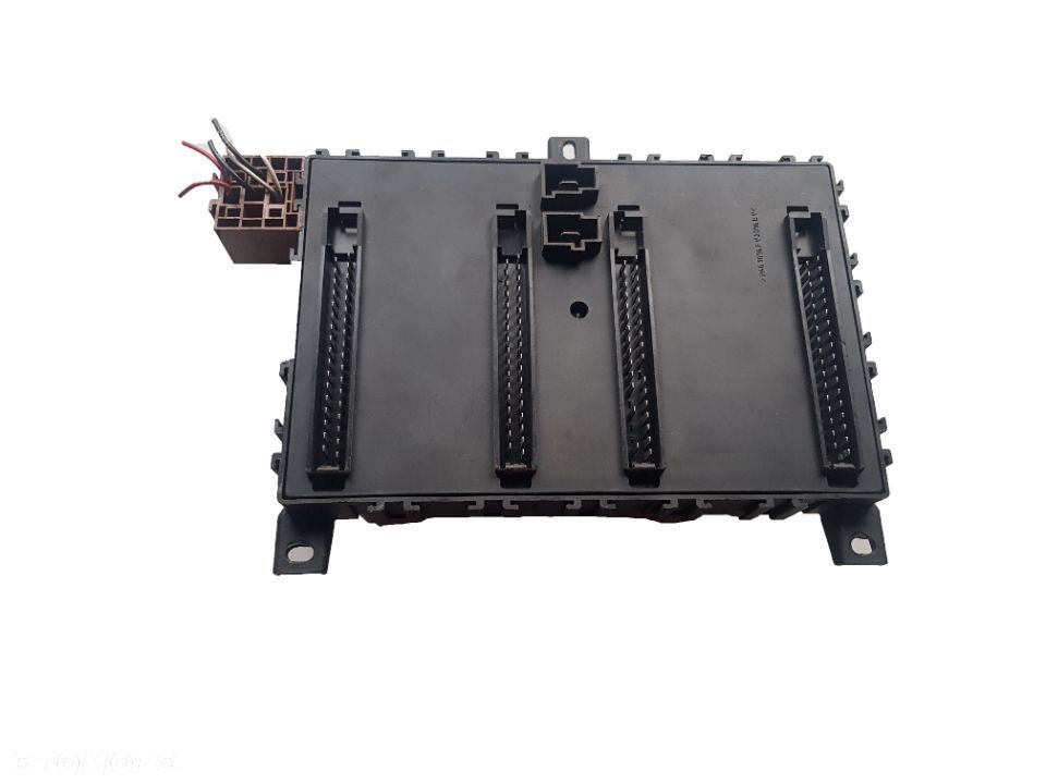 SKRZYNKA BEZPIECZNIKÓW DAF EURO3 1333370 - 2