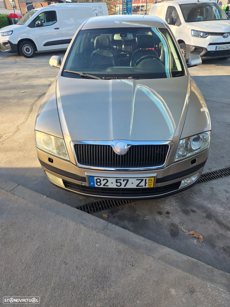 Skoda Octavia 2.0 TDI Elegance - 3