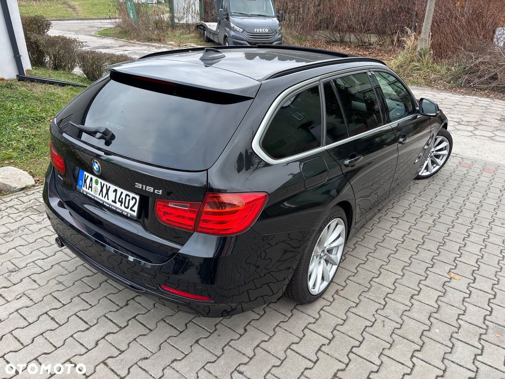BMW Seria 3 318d Blue Performance Sport Line - 12