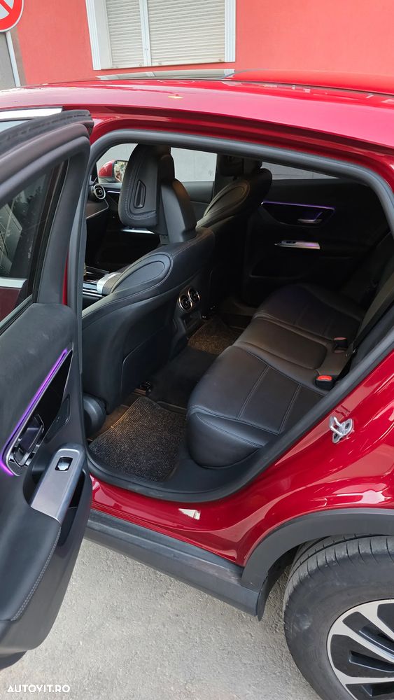 Mercedes-Benz GLC Coupe 200 4Matic 9G-TRONIC AMG Line Advanced - 17