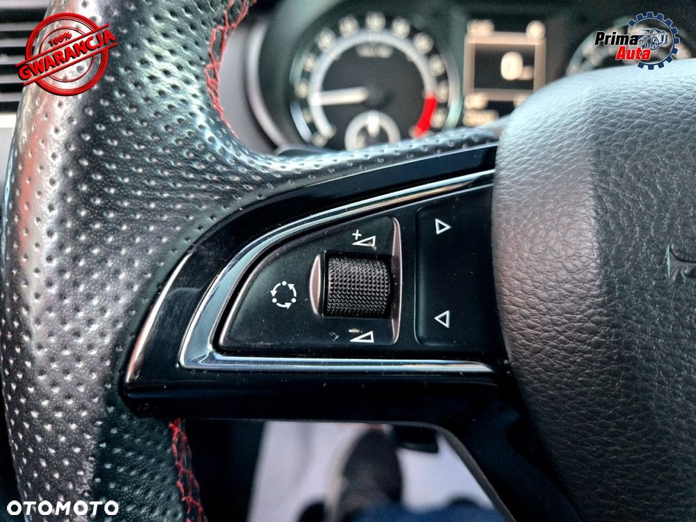 Skoda Octavia 2.0 TDI RS Challenge DSG - 23