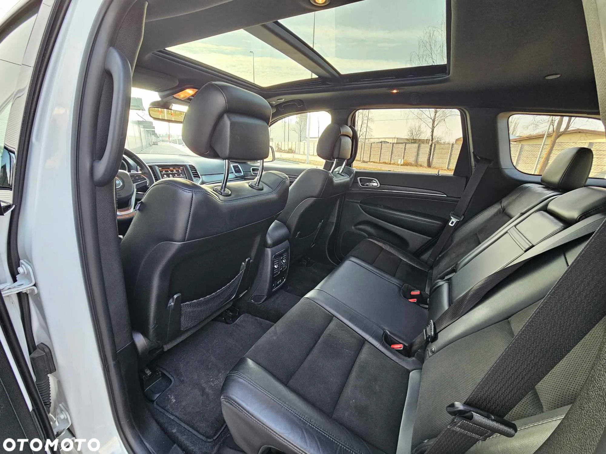 Jeep Grand Cherokee 3.0 CRD Night Eagle - 25