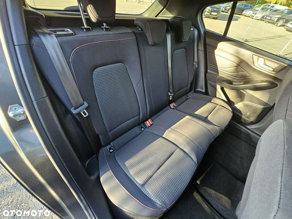 Ford Focus - 17
