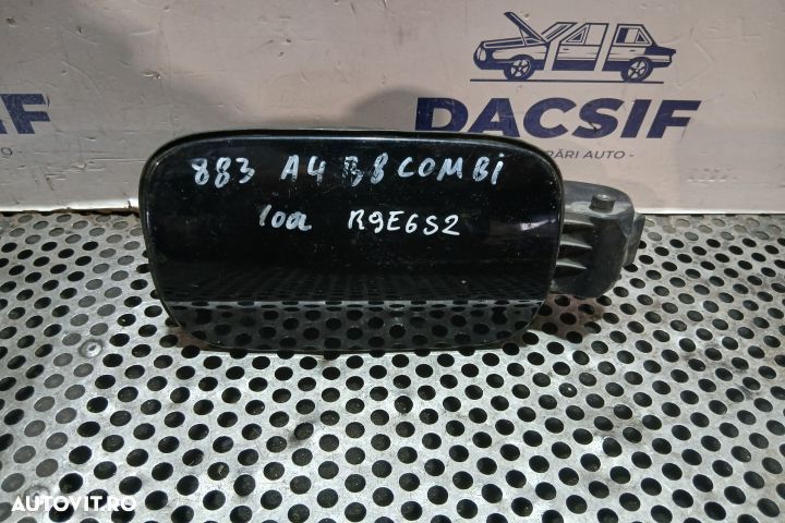 Usita rezervor 8K0010508R 8K0809999A 8K0010508R 8K0809999A Audi A4 B8 - 1