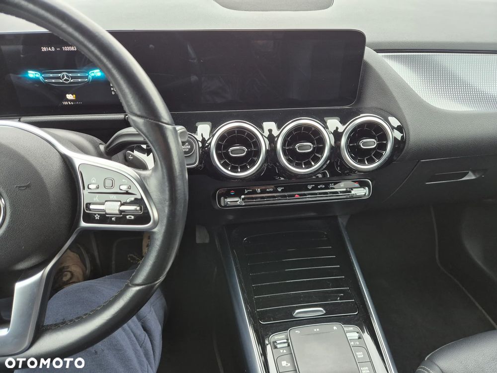 Mercedes-Benz GLA 250 e 8G-DCT Progressive - 19