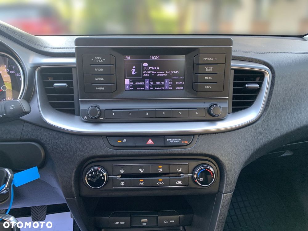 Kia Ceed 1.6 CRDi SCR S - 18