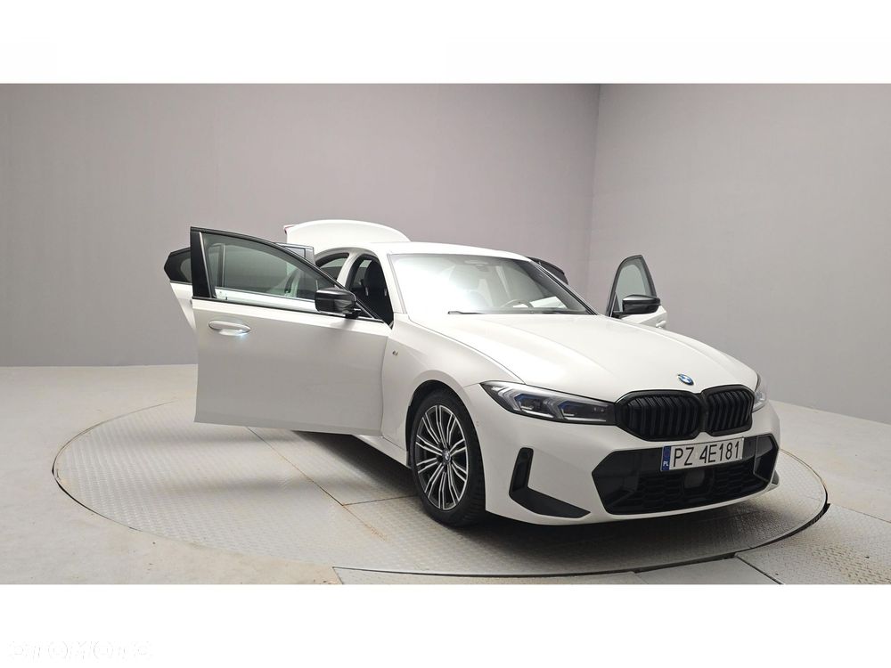 BMW Seria 3 320d xDrive mHEV M Sport sport - 14