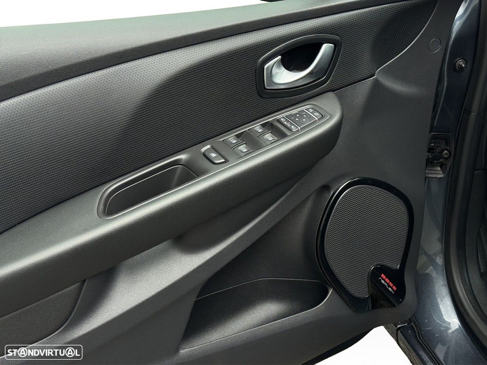 Renault Clio (Energy) TCe 90 Start & Stop INTENS - 20