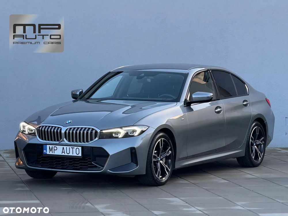 BMW Seria 3 330i xDrive M Sport - 1