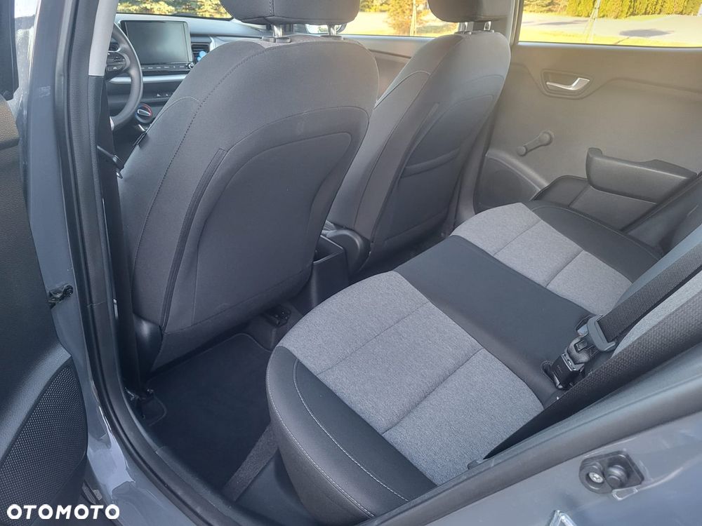 Kia Stonic 1.0 T-GDI L - 11