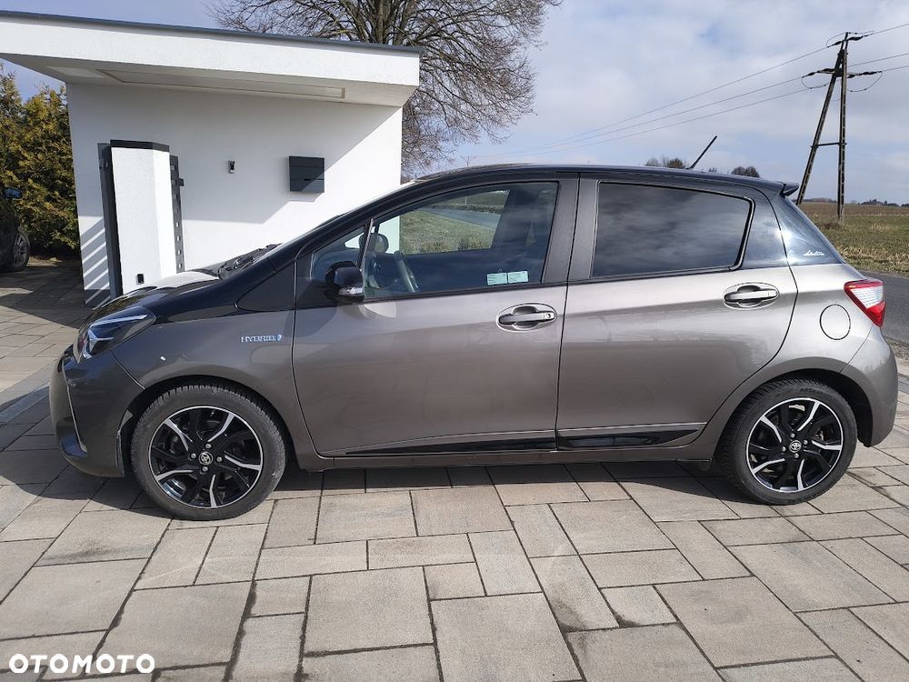Toyota Yaris - 8