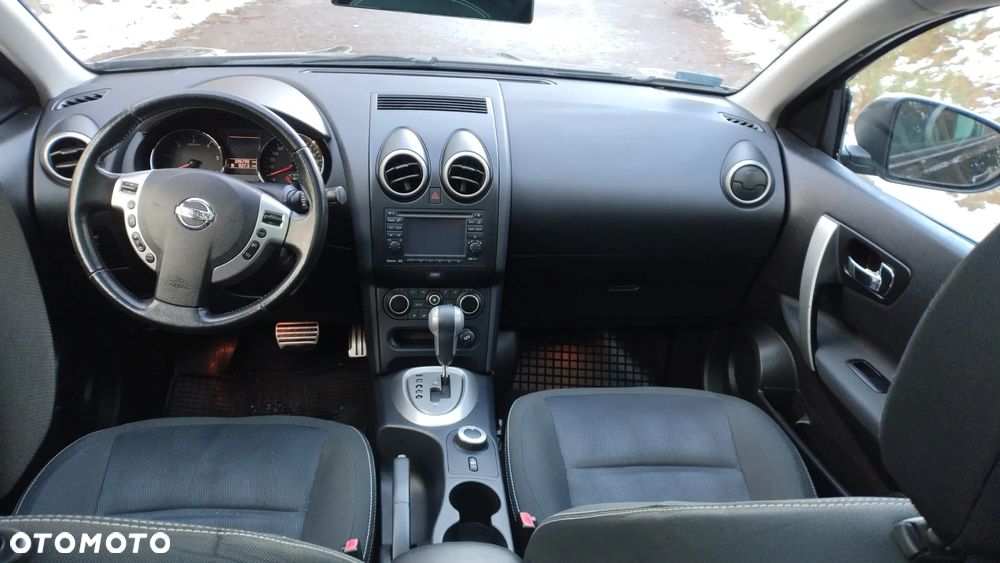 Nissan Qashqai 2.0 dCi 4x4 Tekna Premium - 16