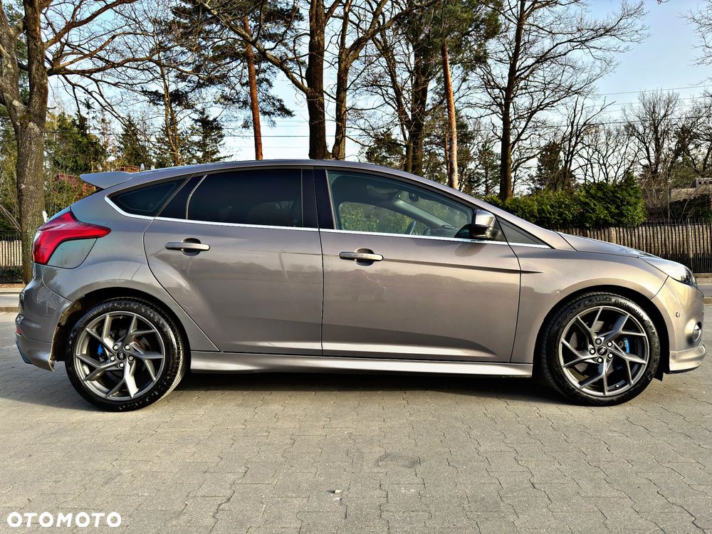 Ford Focus 1.6 EcoBoost Titanium - 3