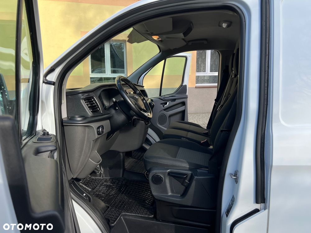 Ford Transit custom - 17