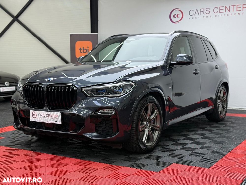 BMW X5 M M50i - 1