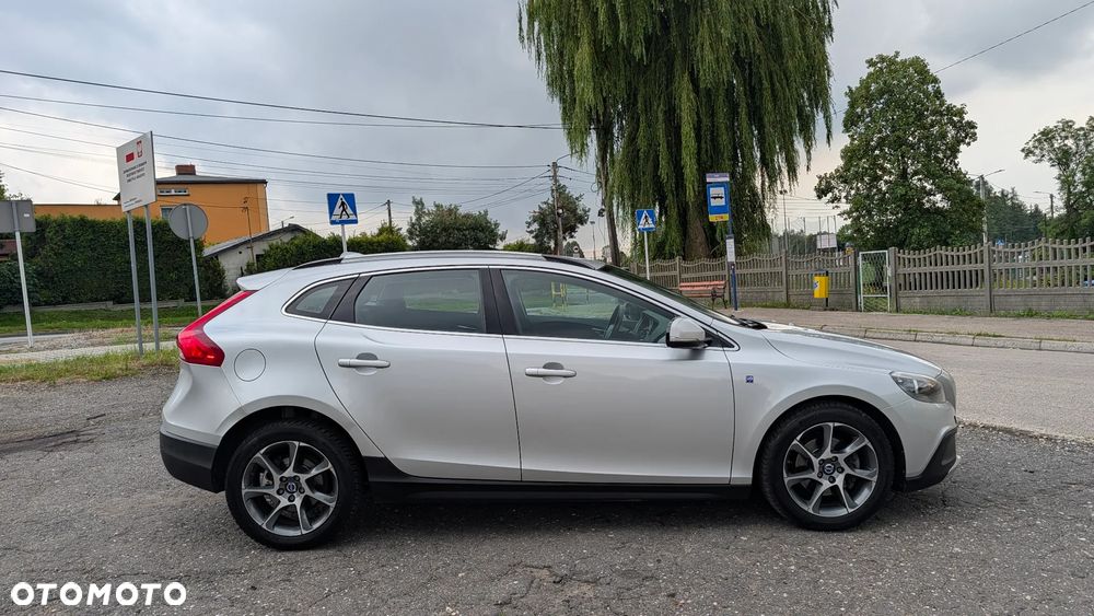 Volvo V40 Cross Country D2 Summum - 3