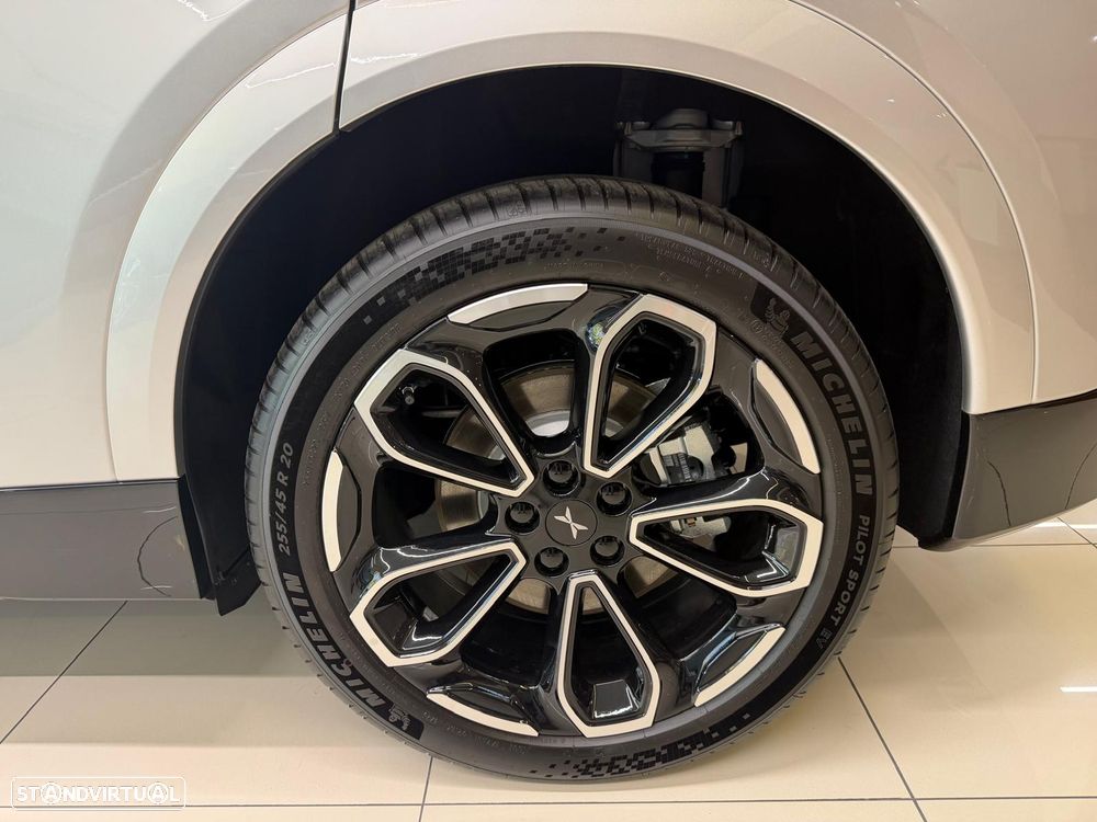 Xpeng G6 68.5 kWh Standard Range - 7