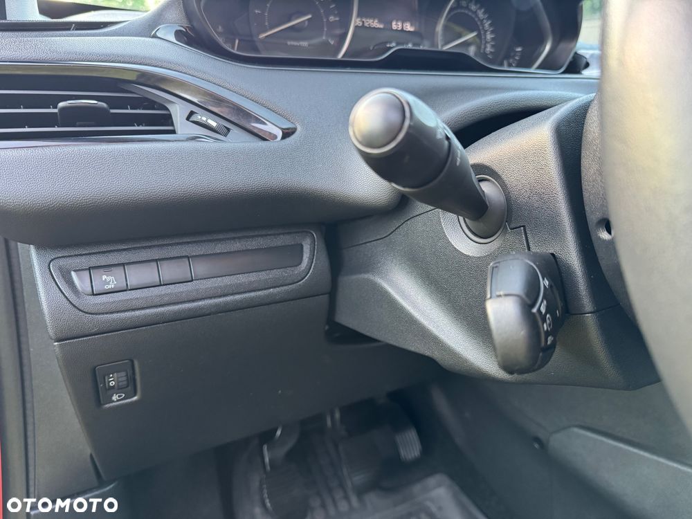 Peugeot 208 1.2 PureTech Active - 24