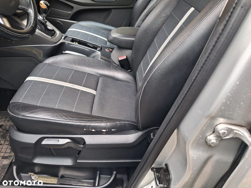 Ford Kuga 2.0 TDCi Trend - 6