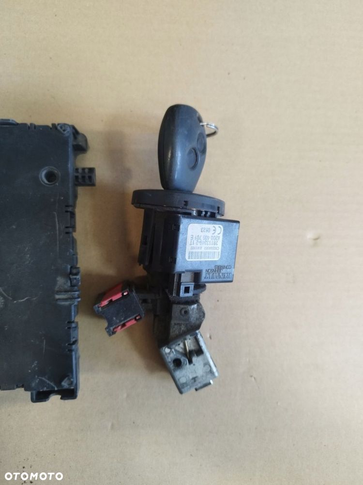 ZESTAW STARTOWY KOMPUTER STEROWNIK MASTER III MOVANO B 2.3 DCI 0281016808 - 4