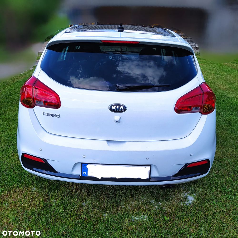 Kia Ceed 1.6 GDI DCT Spirit - 2