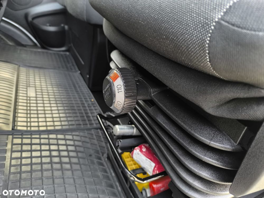 Iveco Daily 35S18 Automat, Brygadowy, Doka, 7 Osób, Polski Salon! - 32