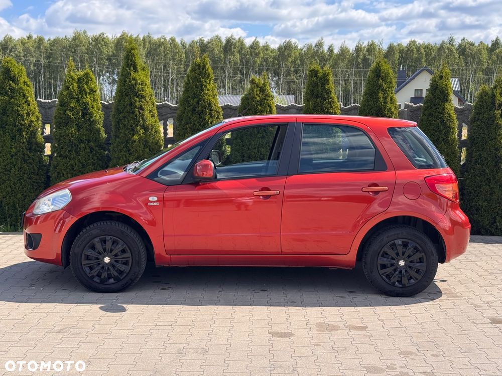 Suzuki SX4 1.9 DDiS DPF Streetline 4x2 Club - 10