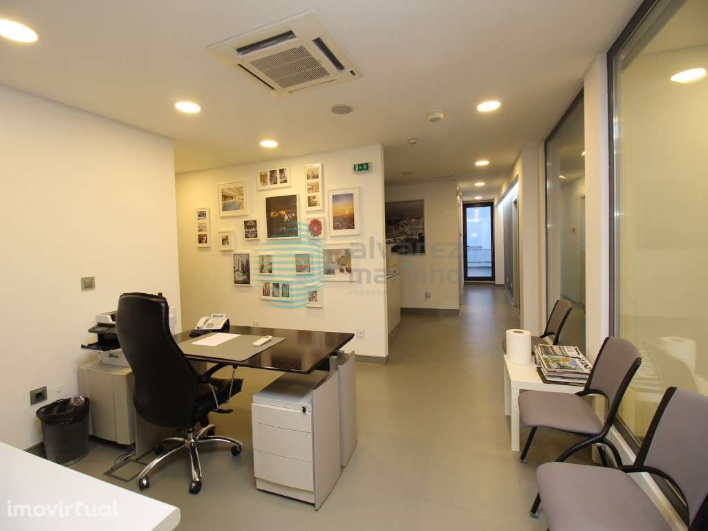 Excelente sala de escritório localizado no centro da cidade - Grande imagem: 3/10