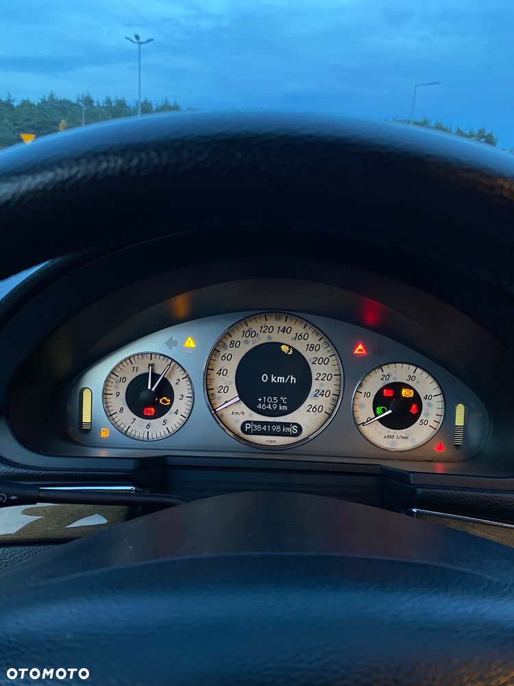 Mercedes-Benz Klasa E - 19