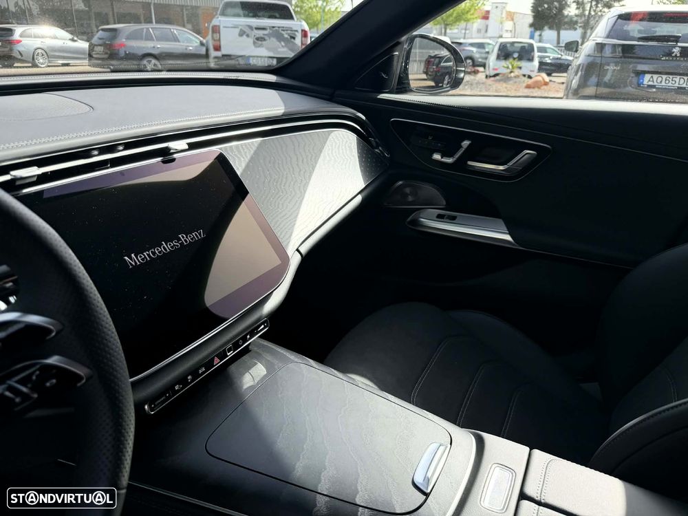 Mercedes-Benz E 300 de - 23