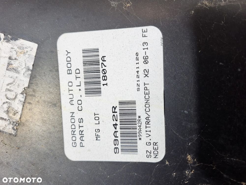 Suzuki Grand Vitara II Błotnik Prawy Przód - 6