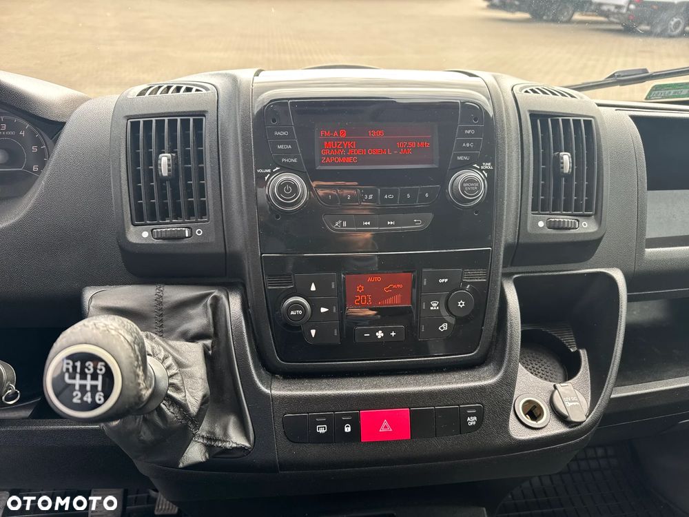 Peugeot Boxer 435 BlueHDi  L4H2 Premium Brygadówka - 14