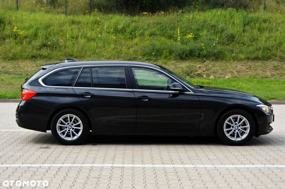 BMW Seria 3 318d Sport Line - 27