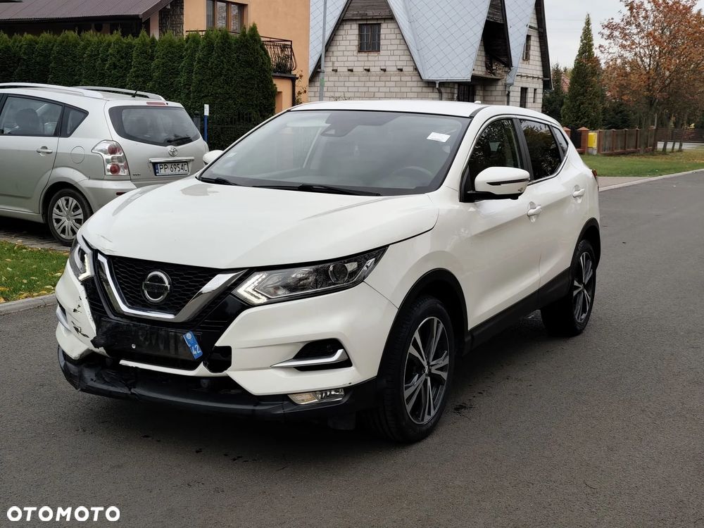 Nissan Qashqai - 2
