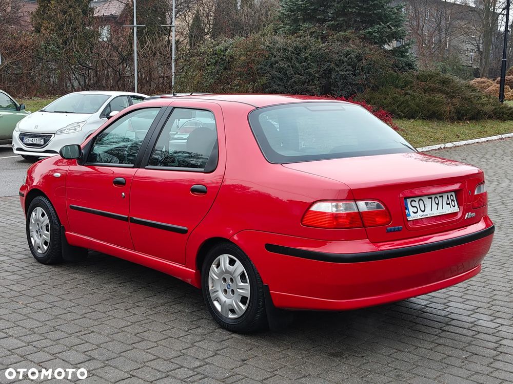 Fiat Albea - 16