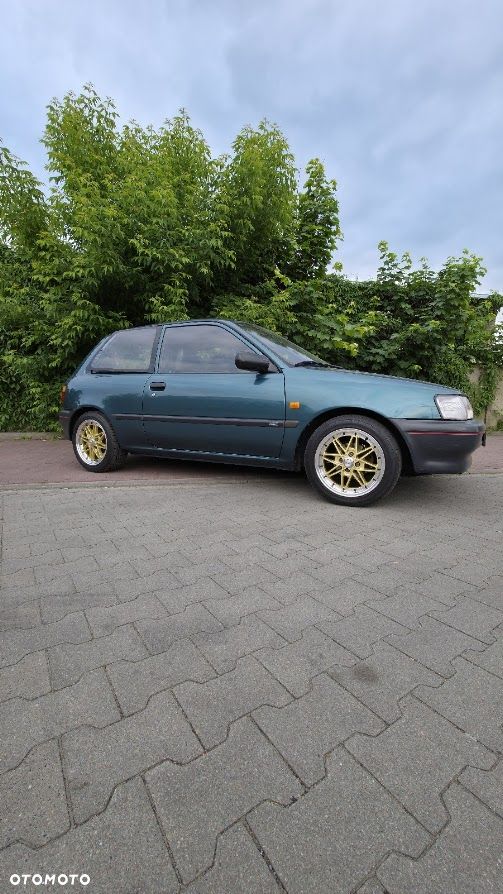 Toyota Starlet 1.3 XL - 11