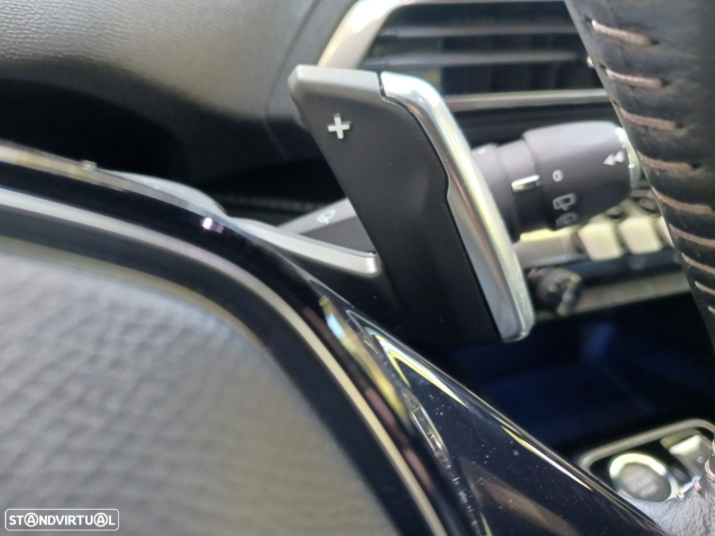 Peugeot 3008 1.5 BlueHDi Allure Pack EAT8 - 27
