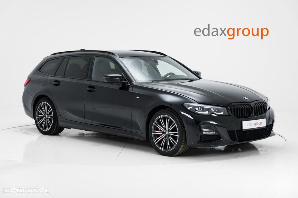 BMW 330 e Pack Desportivo M Auto - 1