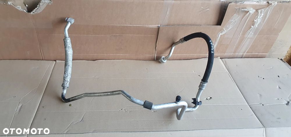 Przewód rurka klimatyzacji klimy VW Tiguan I Lift 2.0 TDI 5N0820743D - 1