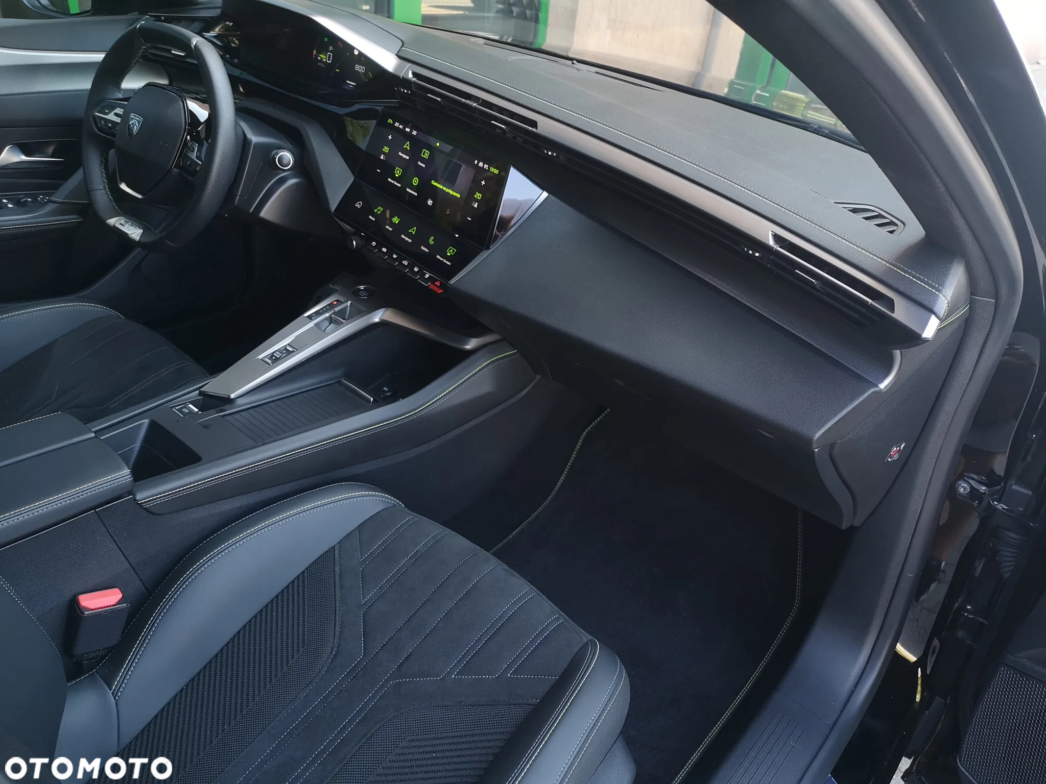 Peugeot 408 1.2 PureTech Allure S&S EAT8 - 13