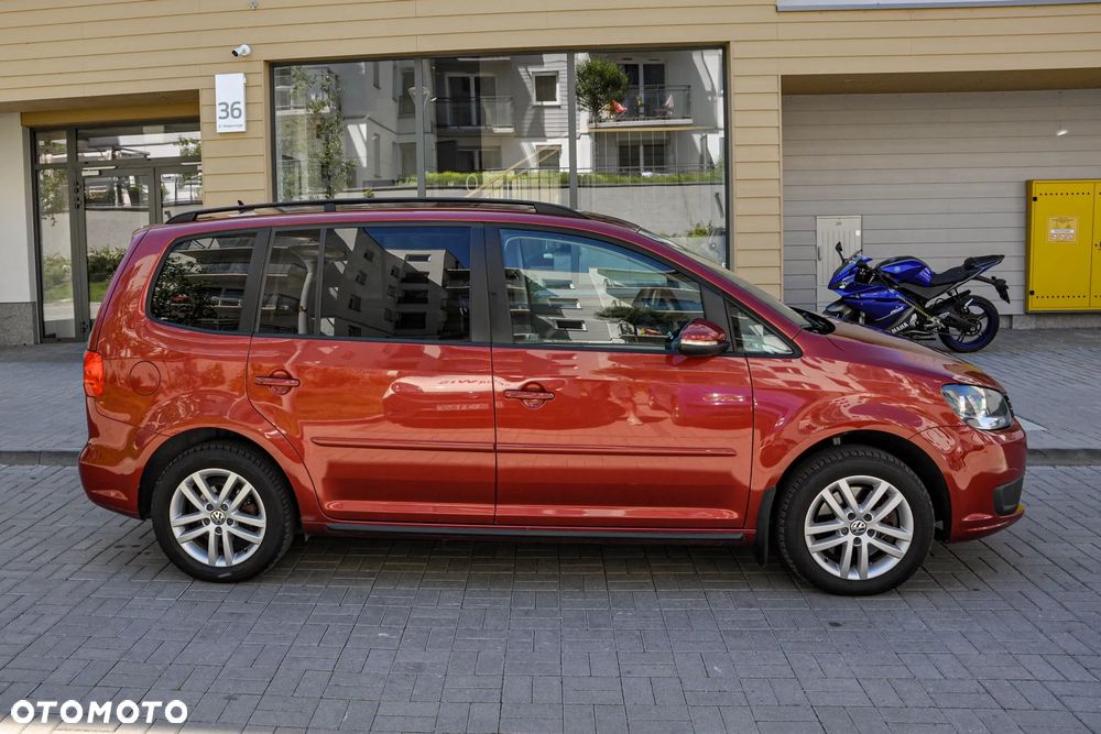 Volkswagen Touran - 5